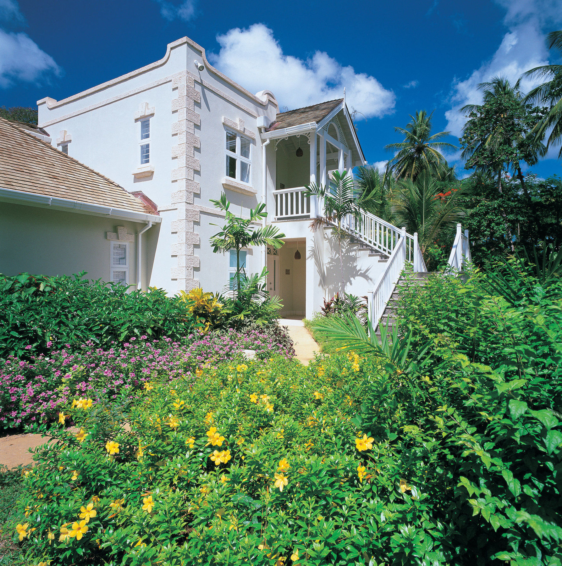 Resort Coral Reef Club