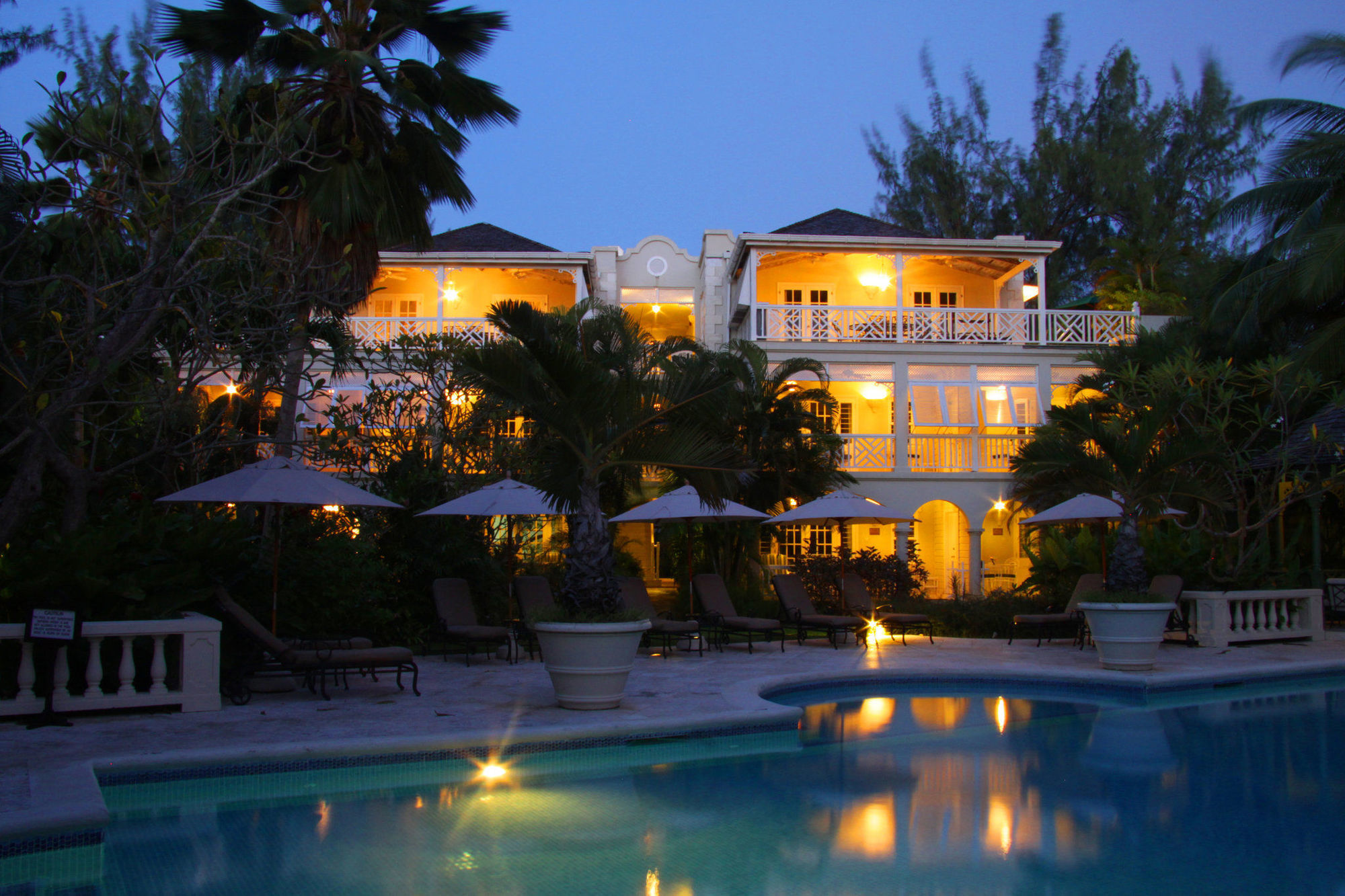 Resort Coral Reef Club